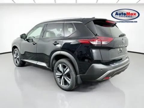 More photos of 2023 Nissan Rogue SL at AutoMax Preowned Framingham, MA