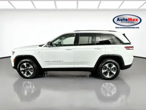 More photos of 2023 Jeep Grand Cherokee 4xe at AutoMax Preowned Framingham, MA