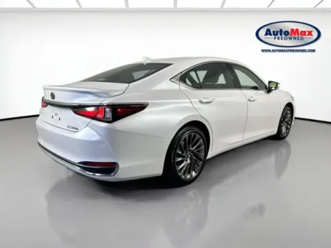 Photos of 2025 Lexus ES 300h Luxury for sale in Framingham, MA at AutoMax Preowned Framingham