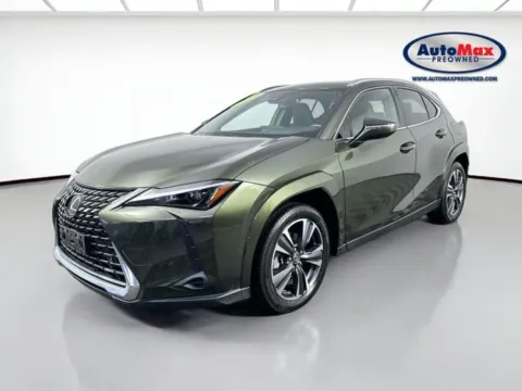 More photos of 2024 Lexus UX 250h Premium at AutoMax Preowned Framingham, MA