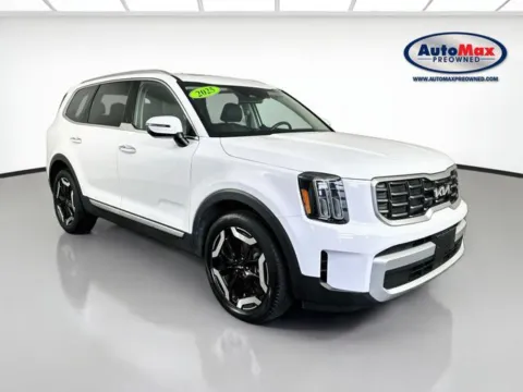 White 2025 Kia Telluride S for sale in Framingham, MA