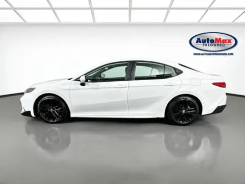 More photos of 2025 Toyota Camry SE at AutoMax Preowned Framingham, MA