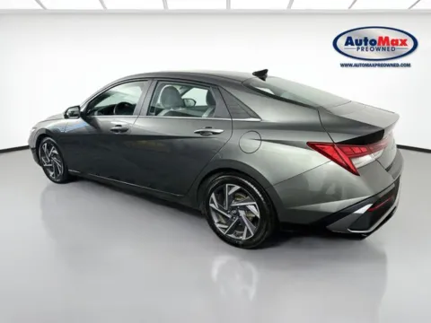 More photos of 2024 Hyundai Elantra Limited at AutoMax Preowned Framingham, MA