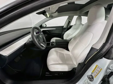 More photos of 2023 Tesla Model 3 at AutoMax Preowned Framingham, MA