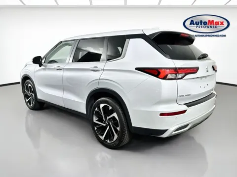 More photos of 2024 Mitsubishi Outlander SE at AutoMax Preowned Framingham, MA