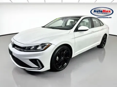 Another view of 2025 Volkswagen Jetta 1.5T SE for sale in Framingham, MA at AutoMax Preowned Framingham