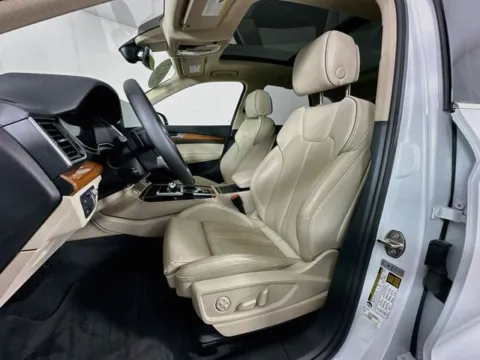 More photos of 2023 Audi Q5 45 S line Prestige at AutoMax Preowned Framingham, MA