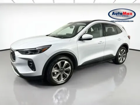 More photos of 2025 Ford Escape Platinum at AutoMax Preowned Framingham, MA