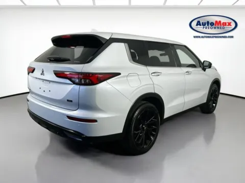 Photos of 2024 Mitsubishi Outlander SE Black Edition for sale in Framingham, MA at AutoMax Preowned Framingham
