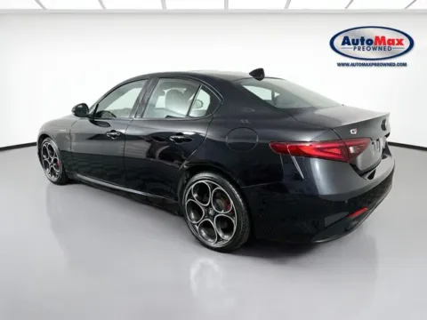 More photos of 2023 Alfa Romeo Giulia Veloce at AutoMax Preowned Framingham, MA