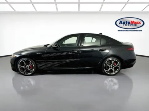 More photos of 2023 Alfa Romeo Giulia Veloce at AutoMax Preowned Framingham, MA