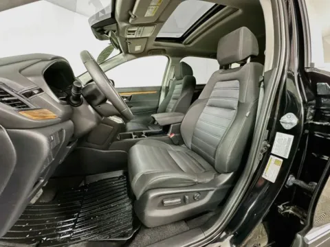 More photos of 2020 Honda CR-V EX at AutoMax Preowned Framingham, MA