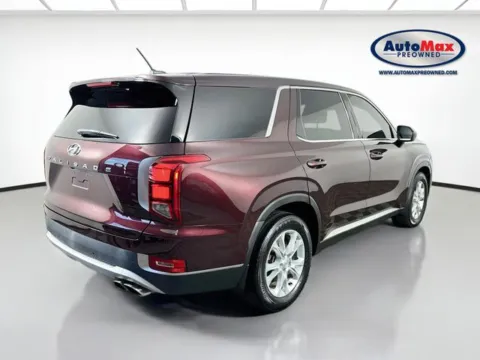 Photos of 2020 Hyundai Palisade SE for sale in Framingham, MA at AutoMax Preowned Framingham