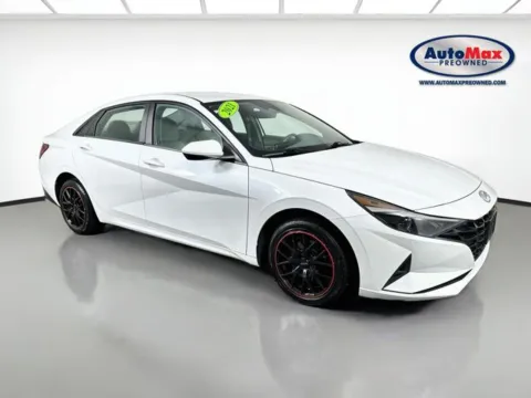 White 2021 Hyundai Elantra SE for sale in Framingham, MA