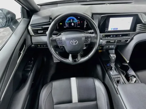 More photos of 2025 Toyota Camry SE at AutoMax Preowned Framingham, MA