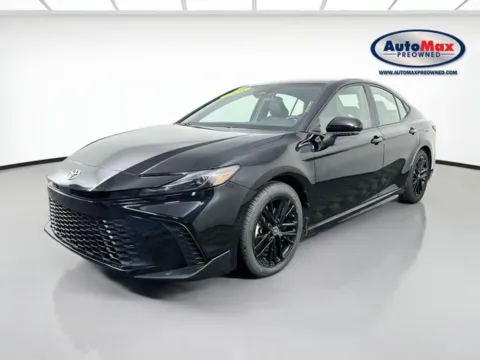 More photos of 2025 Toyota Camry SE at AutoMax Preowned Framingham, MA