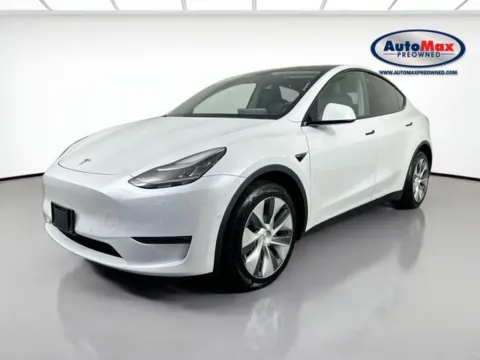 More photos of 2022 Tesla Model Y Long Range at AutoMax Preowned Framingham, MA