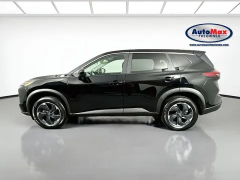 More photos of 2025 Nissan Rogue SV at AutoMax Preowned Framingham, MA