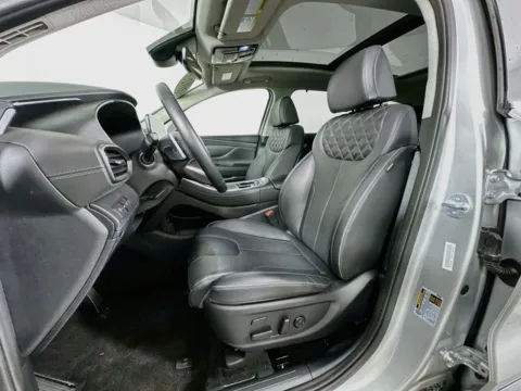 More photos of 2023 Hyundai Santa Fe Plug-In Hybrid Limited at AutoMax Preowned Framingham, MA
