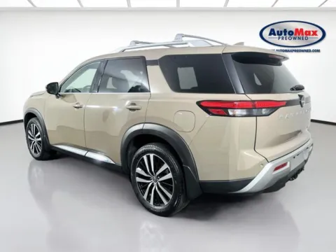 More photos of 2023 Nissan Pathfinder Platinum at AutoMax Preowned Framingham, MA