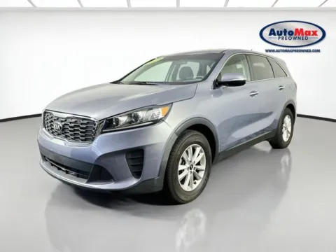 More photos of 2020 Kia Sorento LX at AutoMax Preowned Framingham, MA