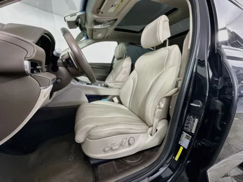 More photos of 2023 Genesis GV80 3.5T Advanced + at AutoMax Preowned Framingham, MA