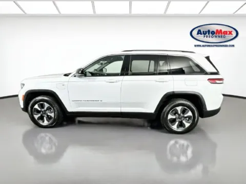 More photos of 2023 Jeep Grand Cherokee 4xe at AutoMax Preowned Framingham, MA