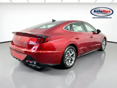 Photos of 2023 Hyundai Sonata SEL for sale in Framingham, MA at AutoMax Preowned Framingham
