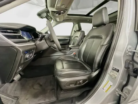 More photos of 2023 Jeep Grand Cherokee 4xe at AutoMax Preowned Framingham, MA