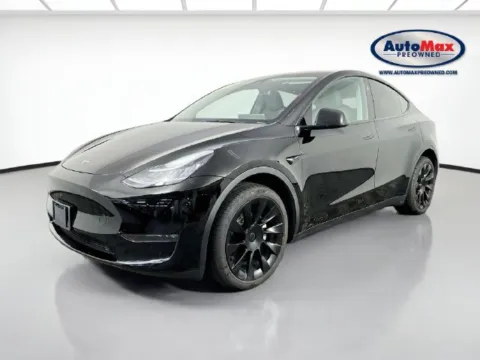More photos of 2023 Tesla Model Y Standard Range at AutoMax Preowned Framingham, MA