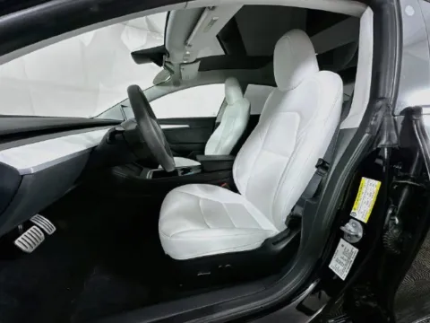 More photos of 2023 Tesla Model 3 Performance at AutoMax Preowned Framingham, MA