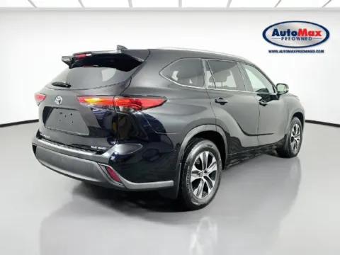 Photos of 2023 Toyota Highlander XLE for sale in Framingham, MA at AutoMax Preowned Framingham