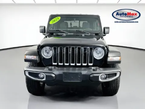 Photos of 2023 Jeep Gladiator Overland for sale in Framingham, MA at AutoMax Preowned Framingham