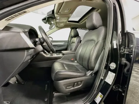 More photos of 2025 Mazda CX-70 3.3 Turbo Preferred at AutoMax Preowned Framingham, MA