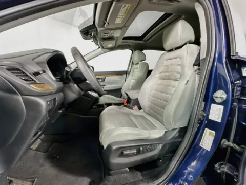 More photos of 2018 Honda CR-V EX at AutoMax Preowned Framingham, MA