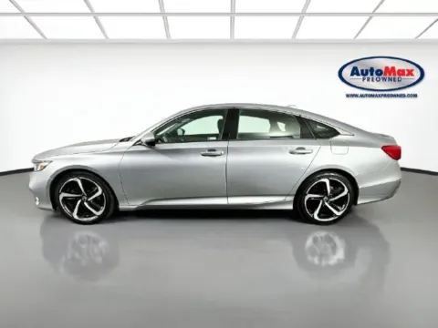 More photos of 2018 Honda Accord Sport 2.0T at AutoMax Preowned Framingham, MA