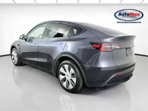 More photos of 2024 Tesla Model Y Long Range at AutoMax Preowned Framingham, MA