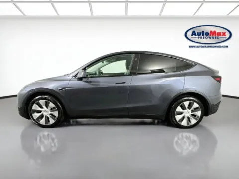 More photos of 2023 Tesla Model Y Long Range at AutoMax Preowned Framingham, MA
