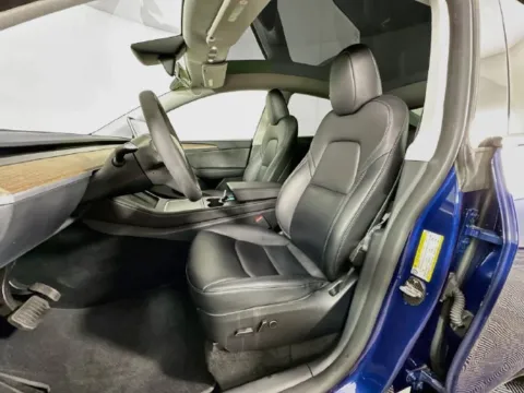 More photos of 2023 Tesla Model Y Long Range at AutoMax Preowned Framingham, MA