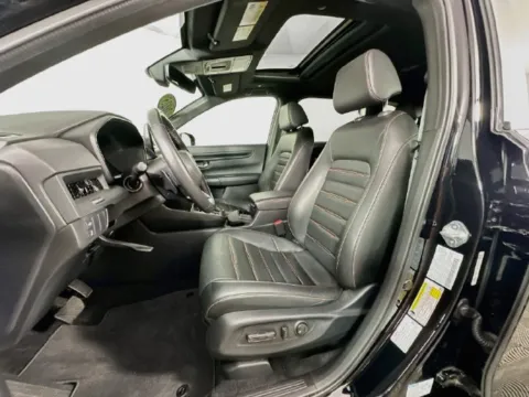 More photos of 2025 Honda CR-V Hybrid Sport-L at AutoMax Preowned Framingham, MA