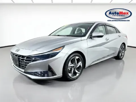 More photos of 2021 Hyundai Elantra Limited at AutoMax Preowned Framingham, MA