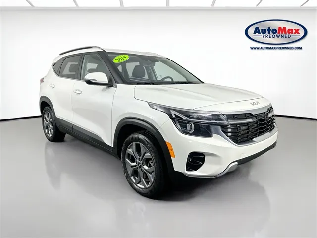 White 2024 Kia Seltos S for sale in Framingham, MA