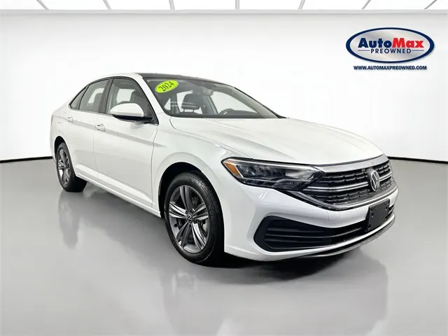 White 2024 Volkswagen Jetta 1.5T SE for sale in Framingham, MA