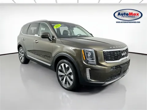 Green 2022 Kia Telluride S for sale in Framingham, MA
