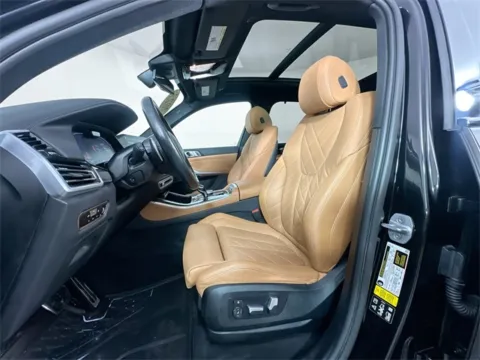 More photos of 2023 BMW X5 xDrive40i at AutoMax Preowned Framingham, MA