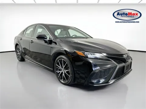 Black 2022 Toyota Camry SE for sale in Framingham, MA
