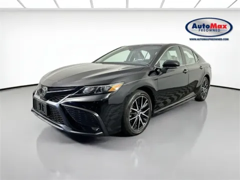 More photos of 2022 Toyota Camry SE at AutoMax Preowned Framingham, MA