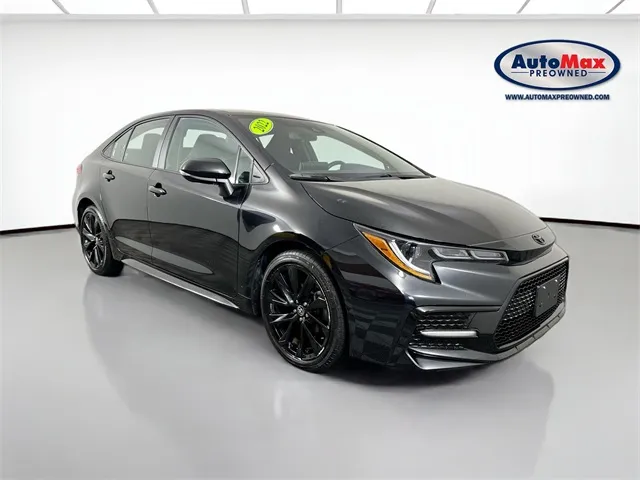 Black 2022 Toyota Corolla SE Nightshade for sale in Framingham, MA