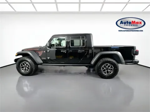 More photos of 2024 Jeep Gladiator Rubicon at AutoMax Preowned Framingham, MA