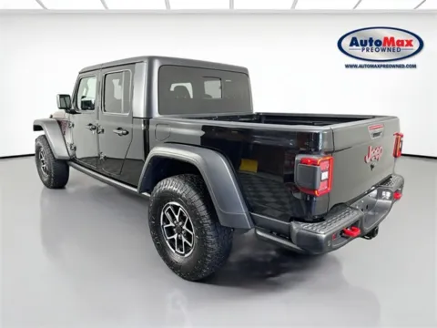 More photos of 2024 Jeep Gladiator Rubicon at AutoMax Preowned Framingham, MA